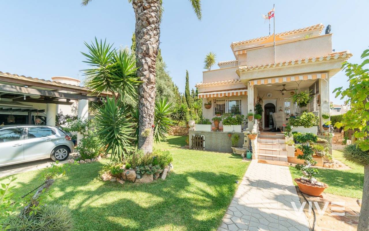 Verkauf - Villa - Orihuela Costa - Playa Flamenca